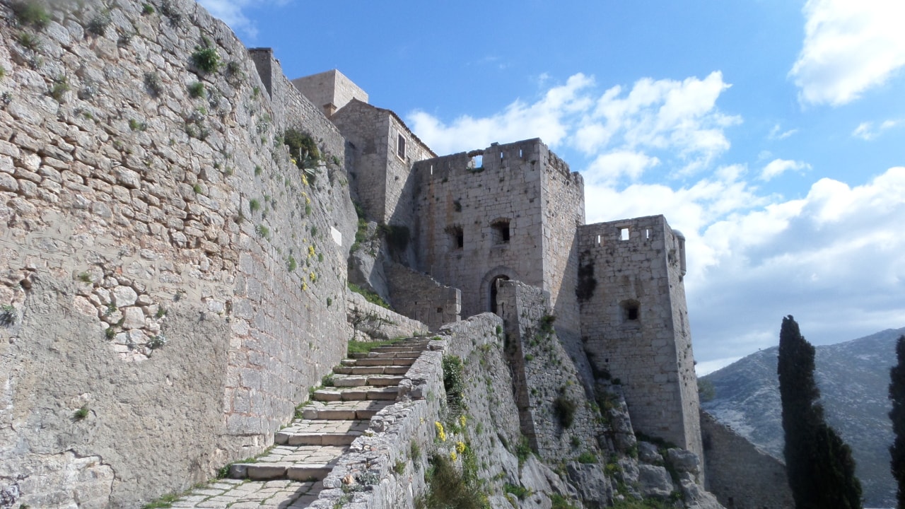Klis Fortress / City of Meereen Game of Thrones Location Klis Fortress / City of Meereen Game of Thrones Location